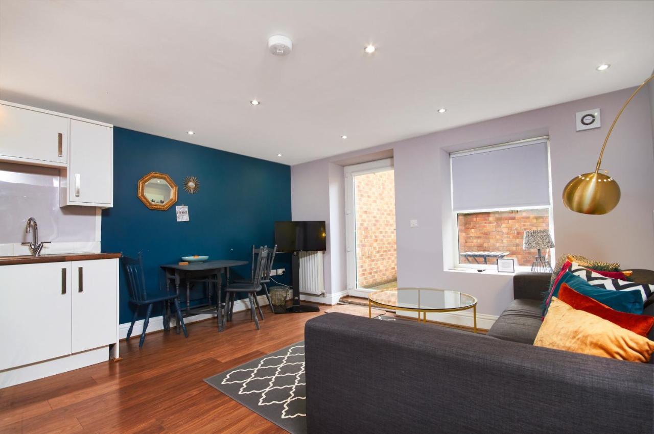 Newcastle Treasure - Sleeps 4 - Lower Ground Floor Eksteriør bilde